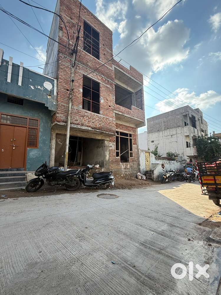 INDEPENDENT HOUSE FOR LEASE NEWLY CONSTRUCTED WITH 125sqyrds