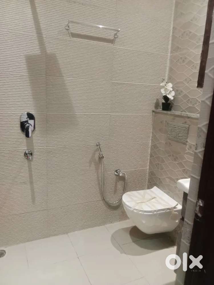 Ready to move 3 bhk flat