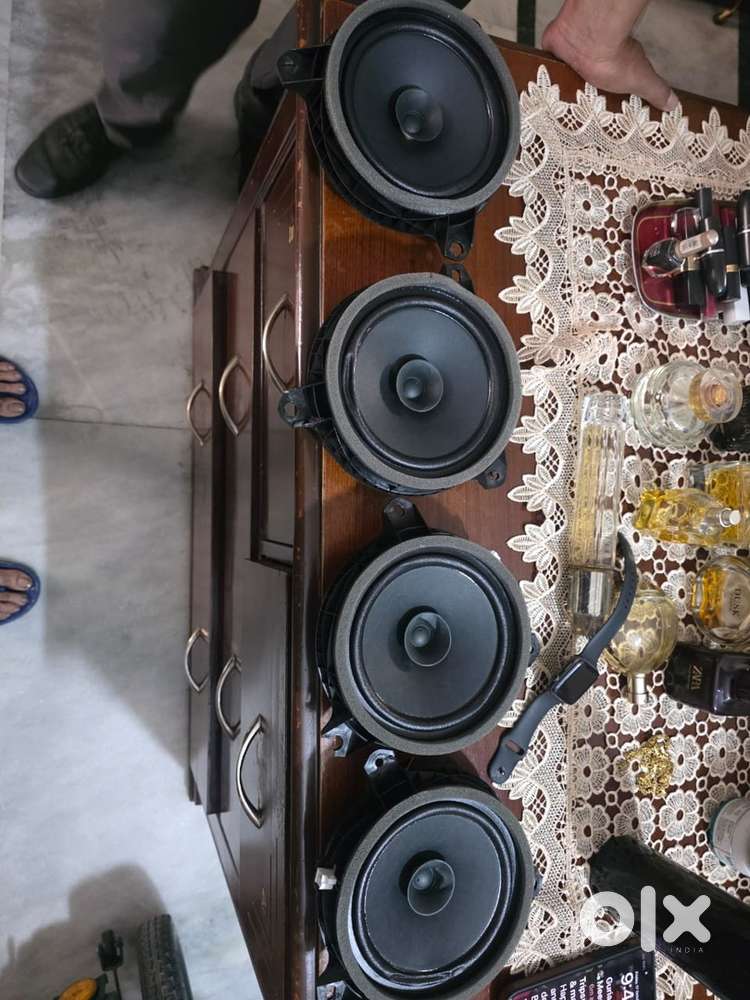 Innova hycross original speakers