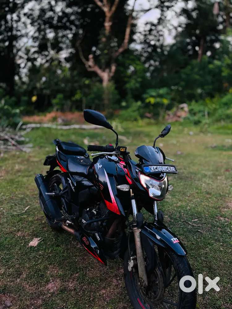 TVS RTR 2004V