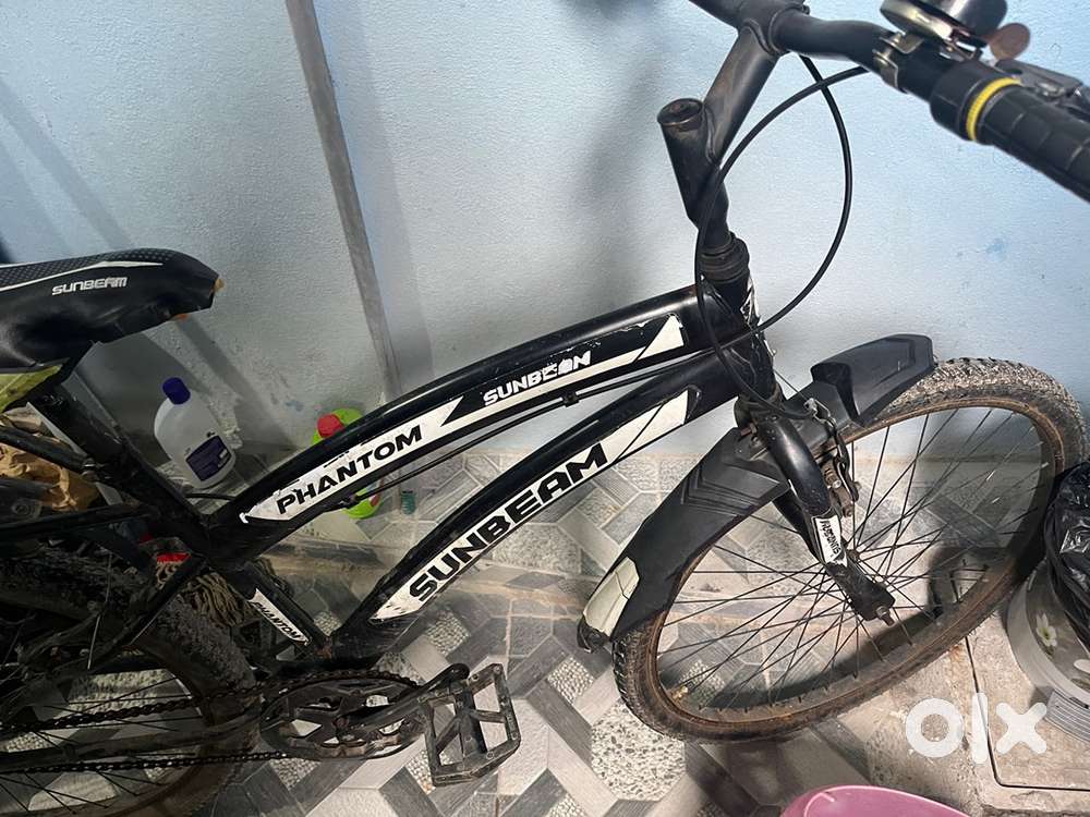 Sunbeam bicycle in good condition. Front tyre is recently changed