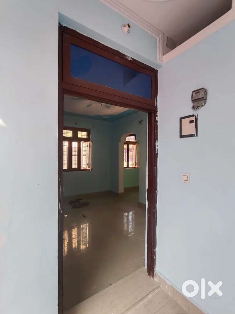 2 Room set on 1st floor.