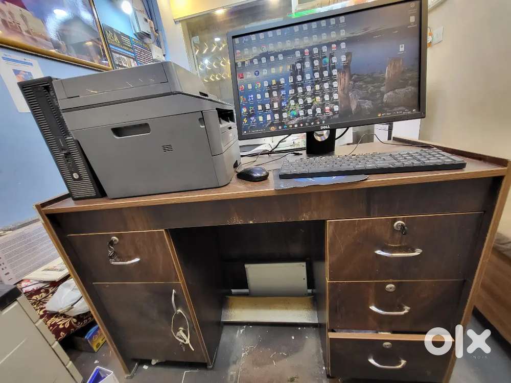 Computer tabel or can be use as counter