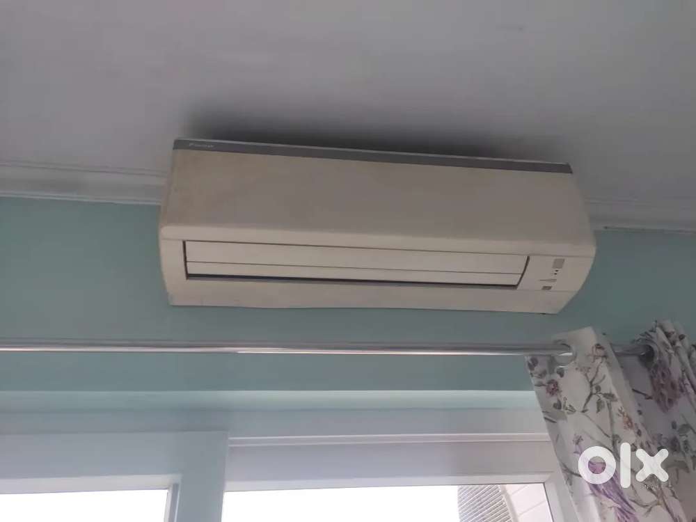 Fully Working Air conditioners for Sale