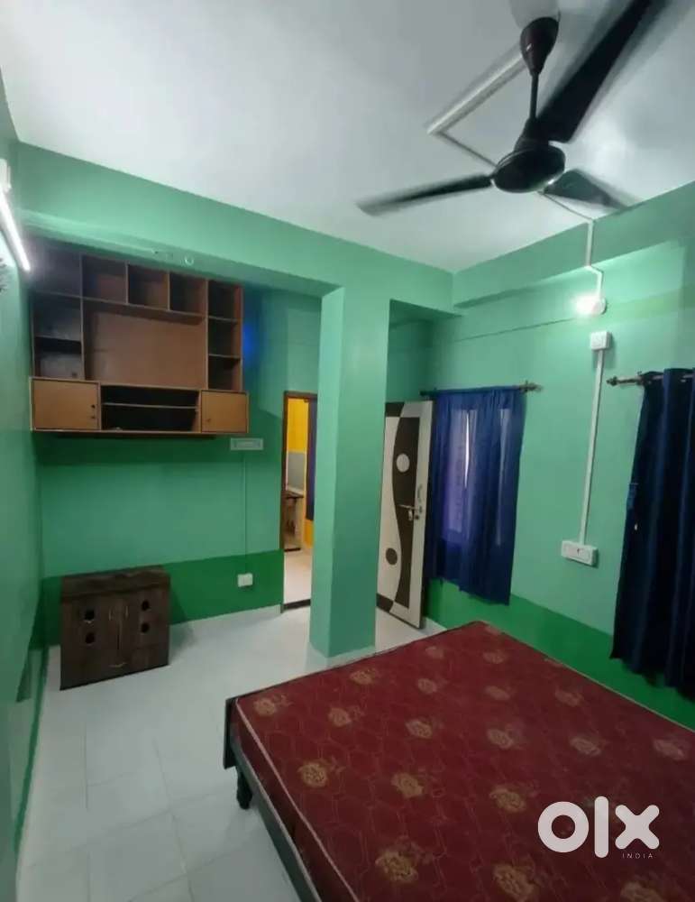 Kitchen separate & Unfurnished 1RK Available for rent in Dum Dum Metro