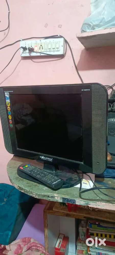 WORLDTECH 16 LED TV