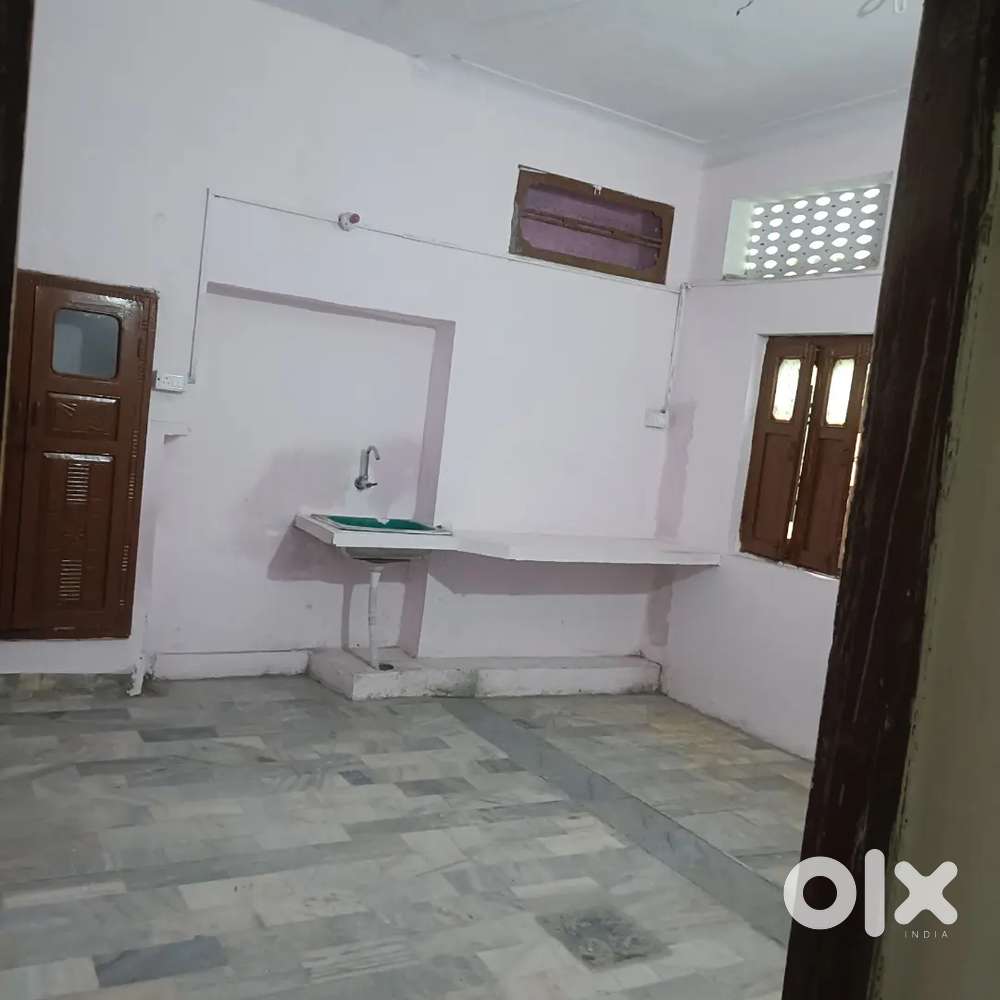 2 rooms with attached kitchen seperate bathroom