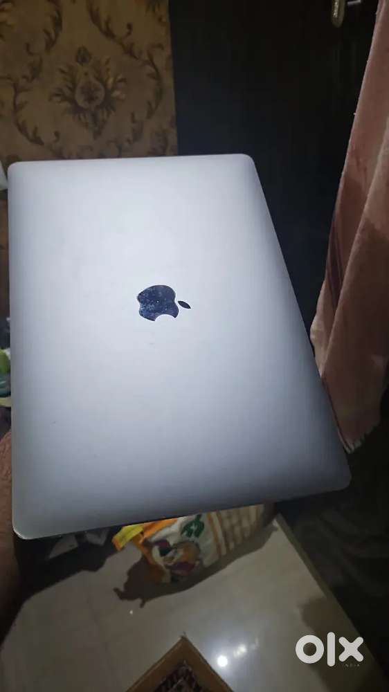 Macbook Pro 2018 - 256 GB 4 years Old