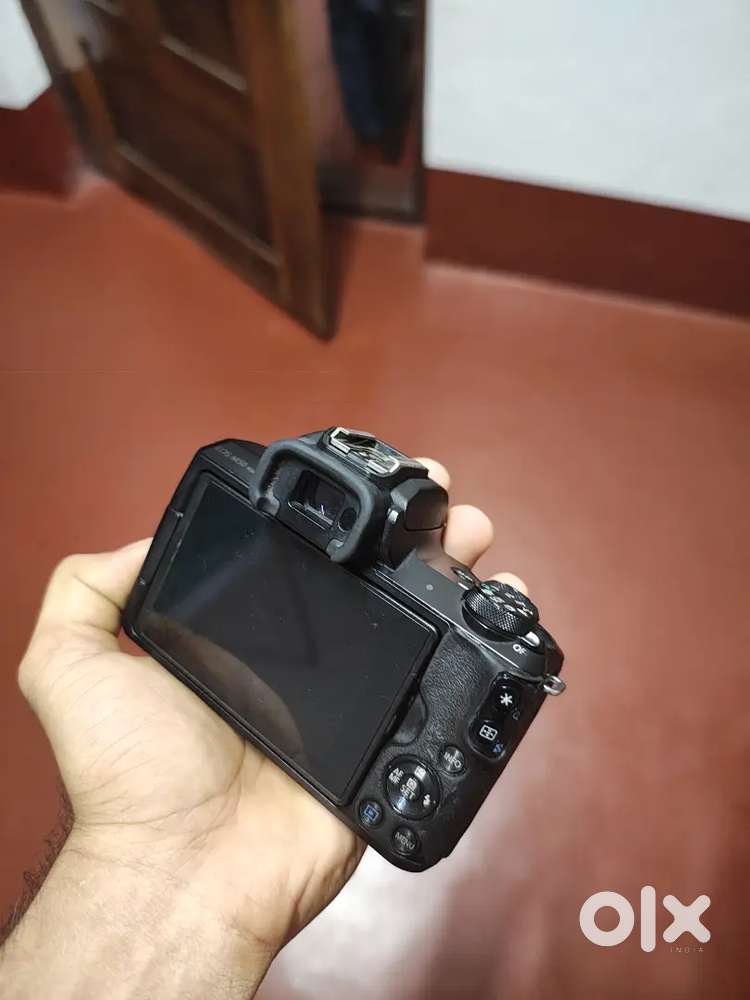 Canon m50 mark 2 with 4 lens