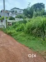 പെരുമ്പിലവ് 6സെന്റ് തറയും വെള്ളവും കറണ്ടും വഴിയോടുകൂടിയ പ്രൊപ്രട്ടറി
