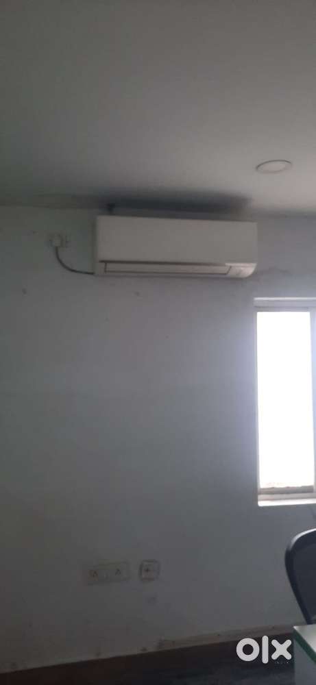 LG AC’s 2 units for sale