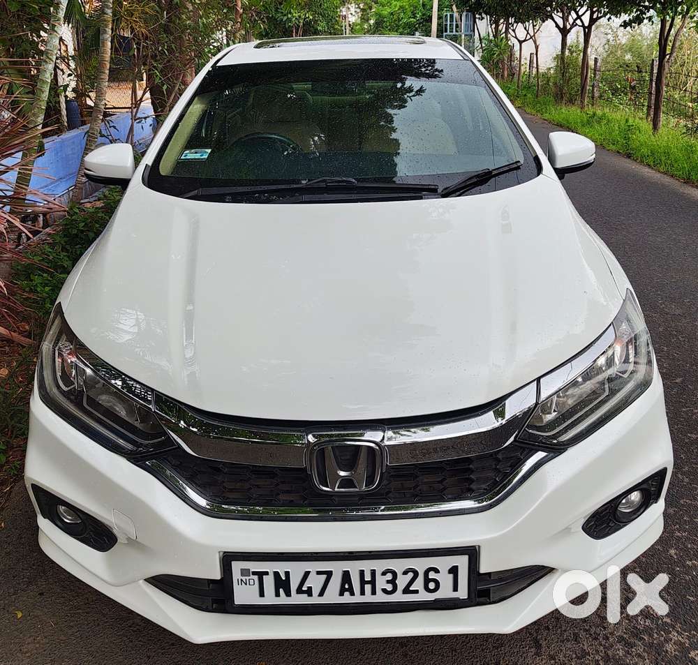 Honda City V MT Sunroof, 2015, Petrol