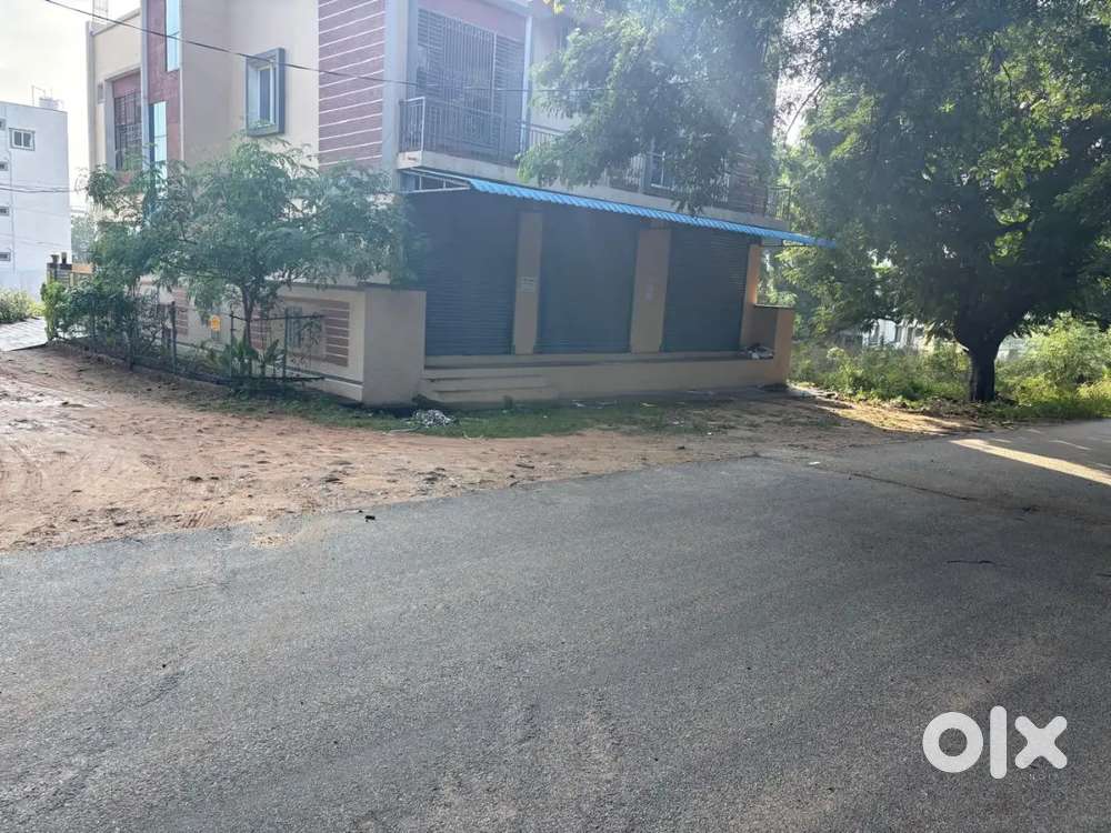 HIG:1, 60 feet Rood, మంగళం మెయిన్ రోడ్,30x40, గోడౌన్ రెంట్ కు ఉంది,