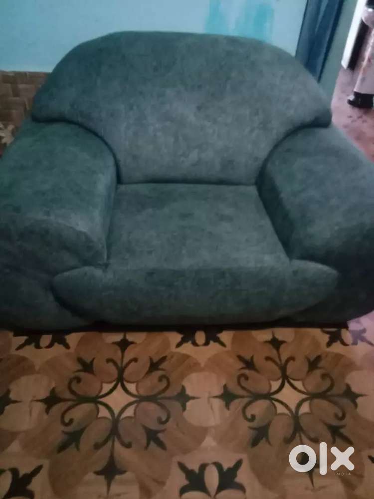 Sofa set four seater