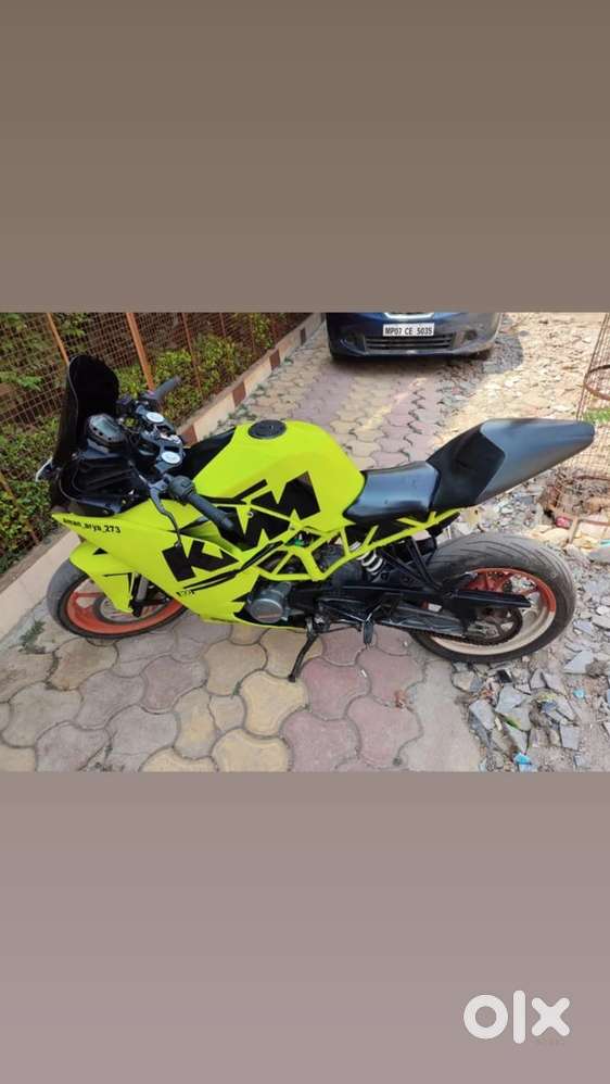 Gadhi me koi problem nhi good condition meko dusri gadhi chaiye