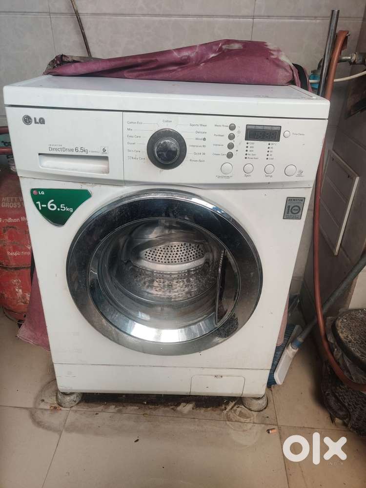 Front load fully automatic washing machine