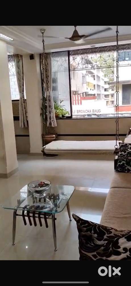 2bhk. Available in Grant road