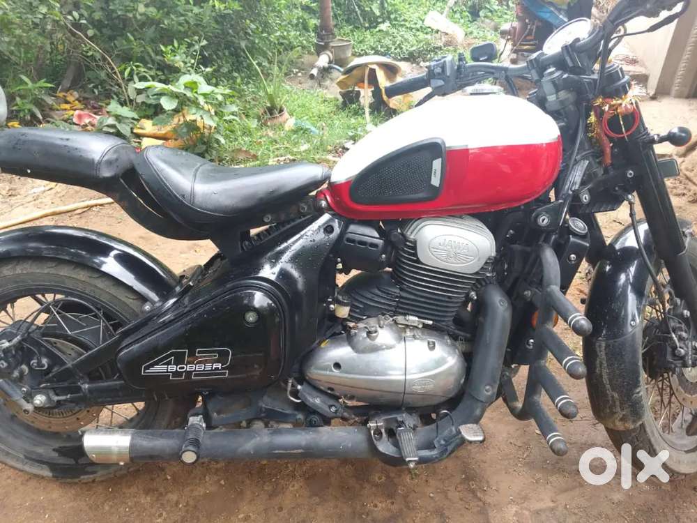 Jawa 42 bobber