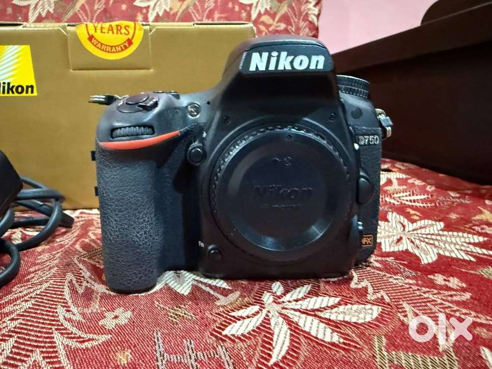 Nikon D750 DSLR Body Excellent Condition