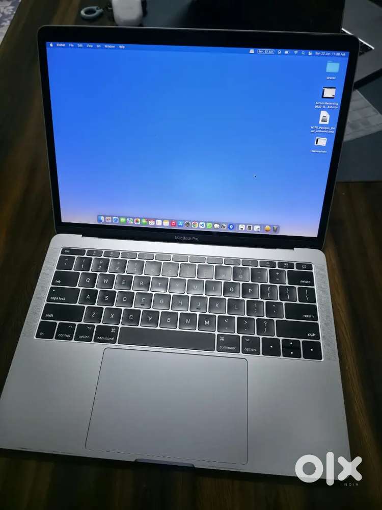 MacBook Pro 13” (2016) - i5, 8GB RAM, 256GB SSD - Excellent Condition