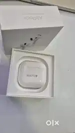 Apple Airpods 4 ANC / 7 month old in excellent condion
