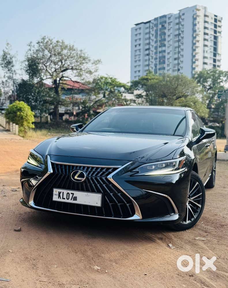 Lexus ES 300h Luxury, 2022, Petrol