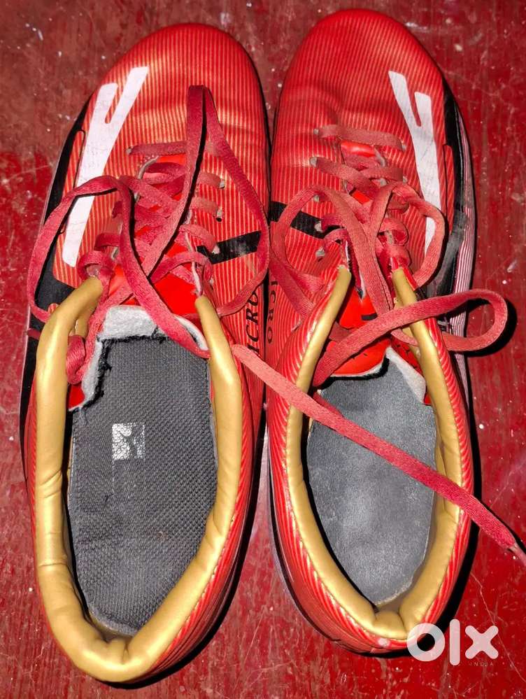 Saga Football Boots Size 5 Red Colour