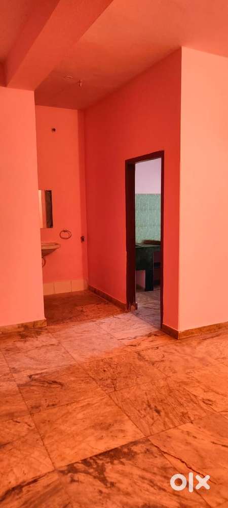 1RK with Balcony, Attached Washroom Availabel Male/Female