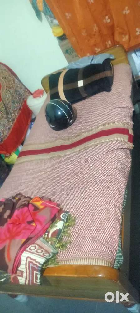 MI TV AND SONY HOME THEATRE AND FRIDGE AND BED COTS ALL NEED TO SELL