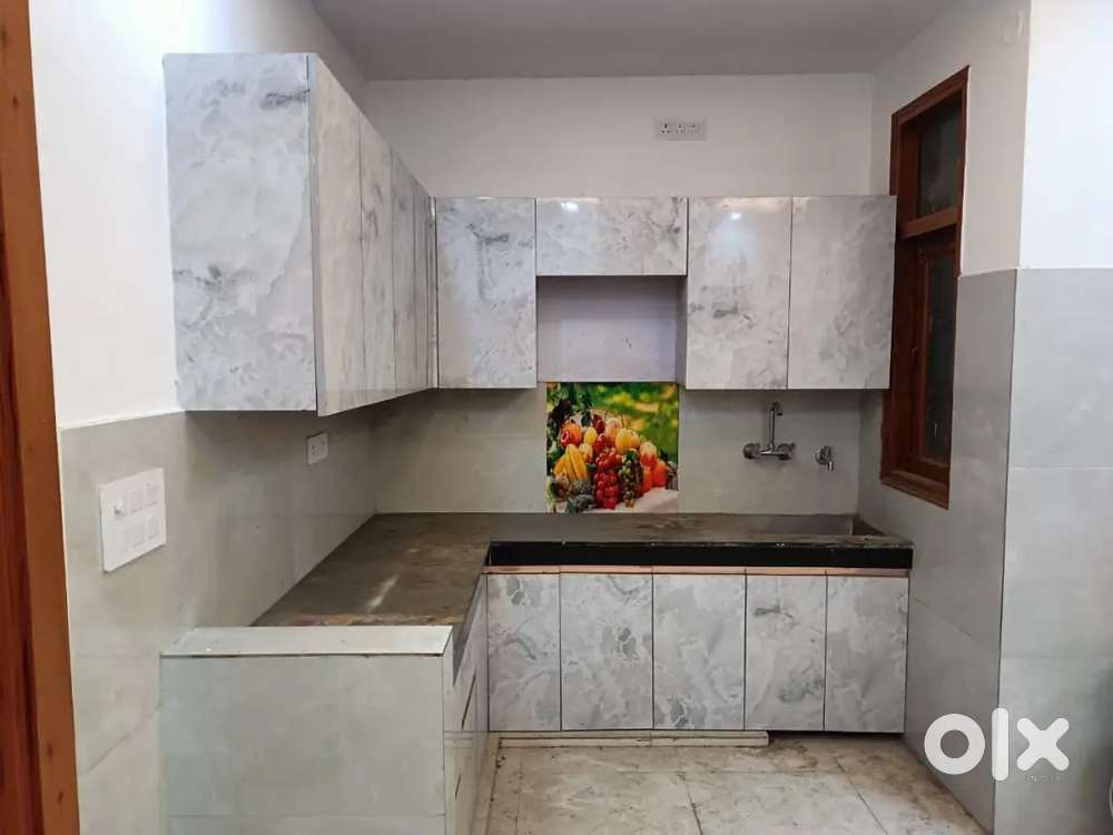 3bhk Independent flat available in vasundhara sector 2b