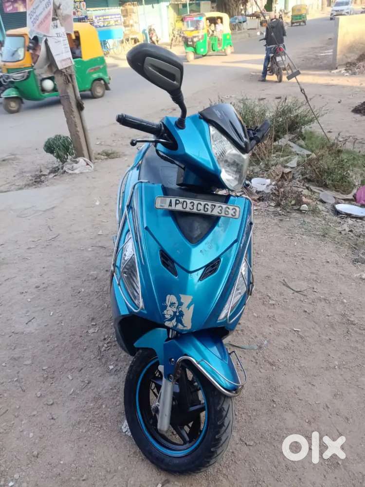 Maestro scooty only 37000