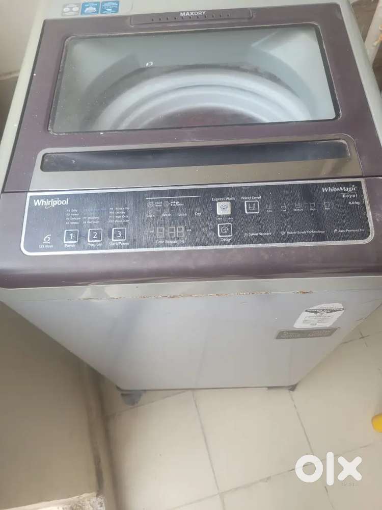 Whirlpool washing machine 6 kg 5 years old