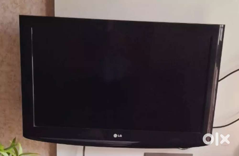 LG TV FOR SALE