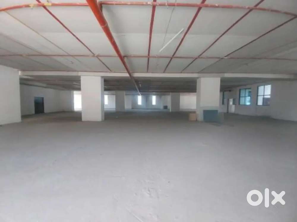 Commercial Building Available for Sell in VIPArea Near GreenPark Metro