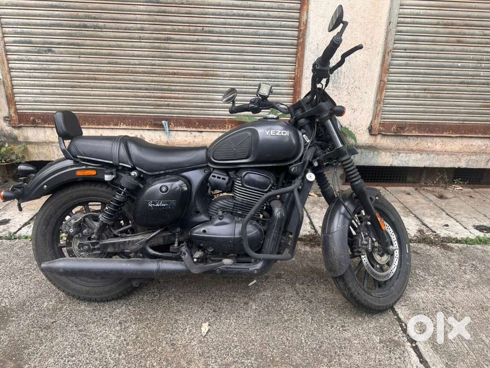 Yezdi Roadster only 2600 Kms Driven