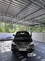 Toyota Innova 2.5 V 7 STR, 2013, Diesel