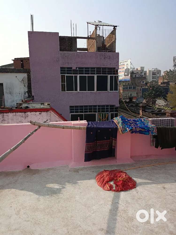 Roommate chahiye only for girls