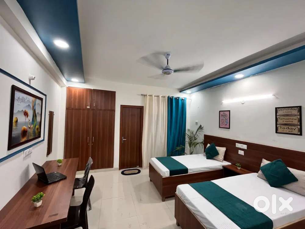 Affordable PG Rooms in Sec 104 – AC, WiFi, Food Available