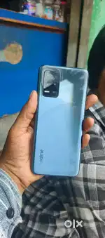 Realme 8i 5g phon 8 gb 128 so sell This phon arjant new