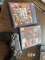 Ps 4 Remote and two games gta 5,2k 18