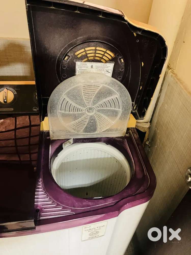 LG Semi Automatic 7KG  Washing machine