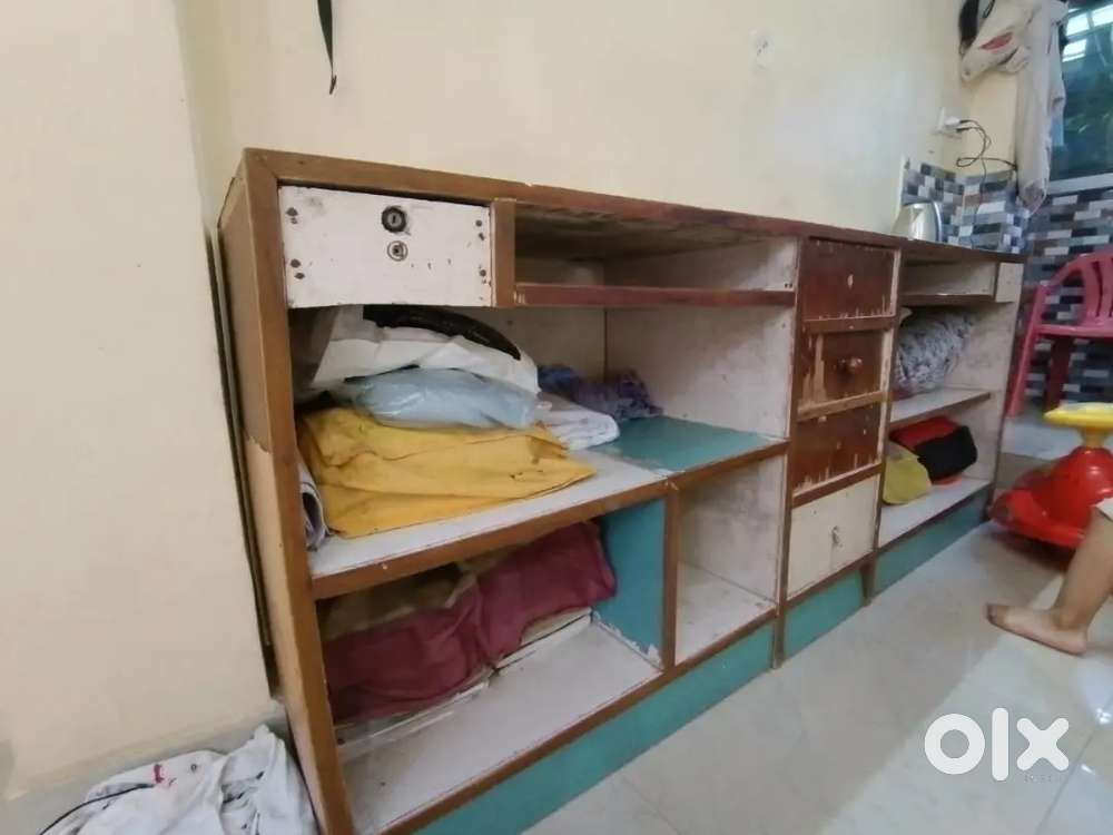 Study table good condition