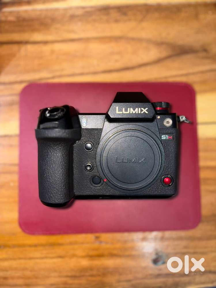 PANASONIC LUMIX S1H