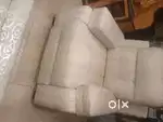 Sofa set 5 seater with central table