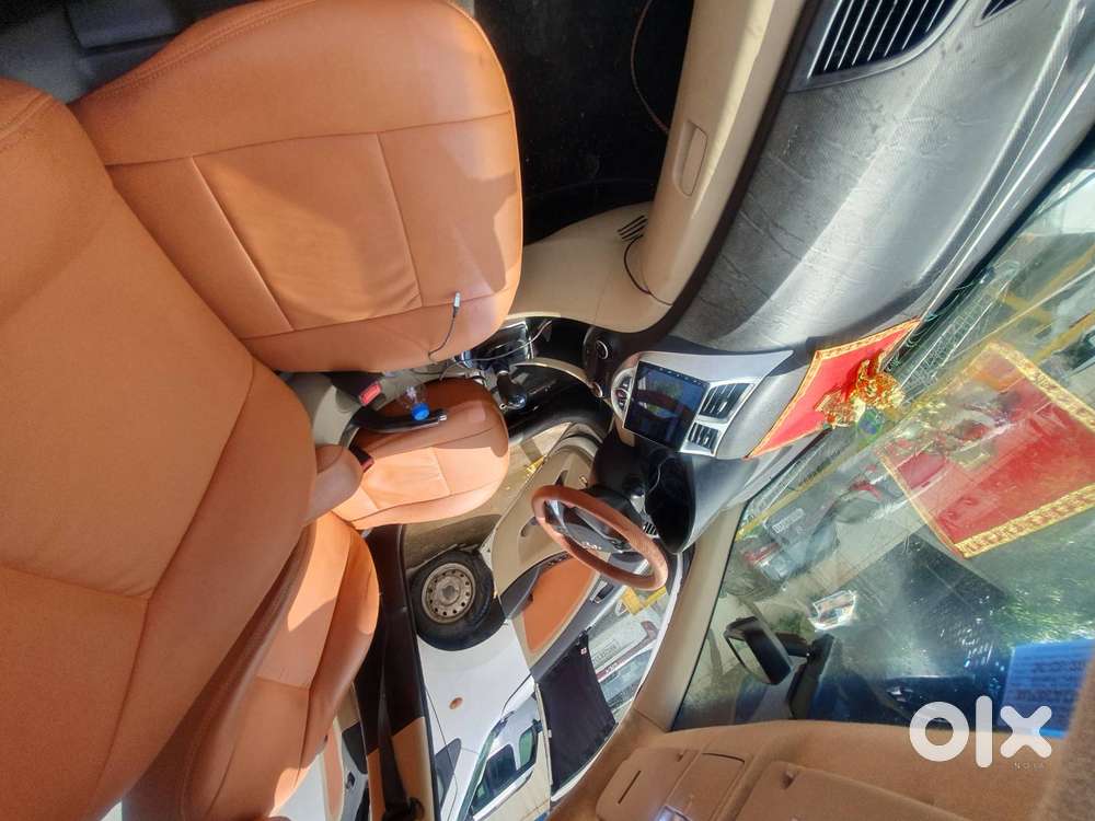 Hundai verna, 4s 1.6 VTVT S petrol model
