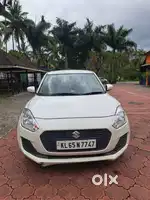 Maruti Suzuki Swift LXI Option, 2019, Petrol