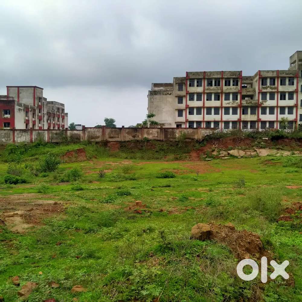 Location - polytechnic college kathautia, plot type - raiti