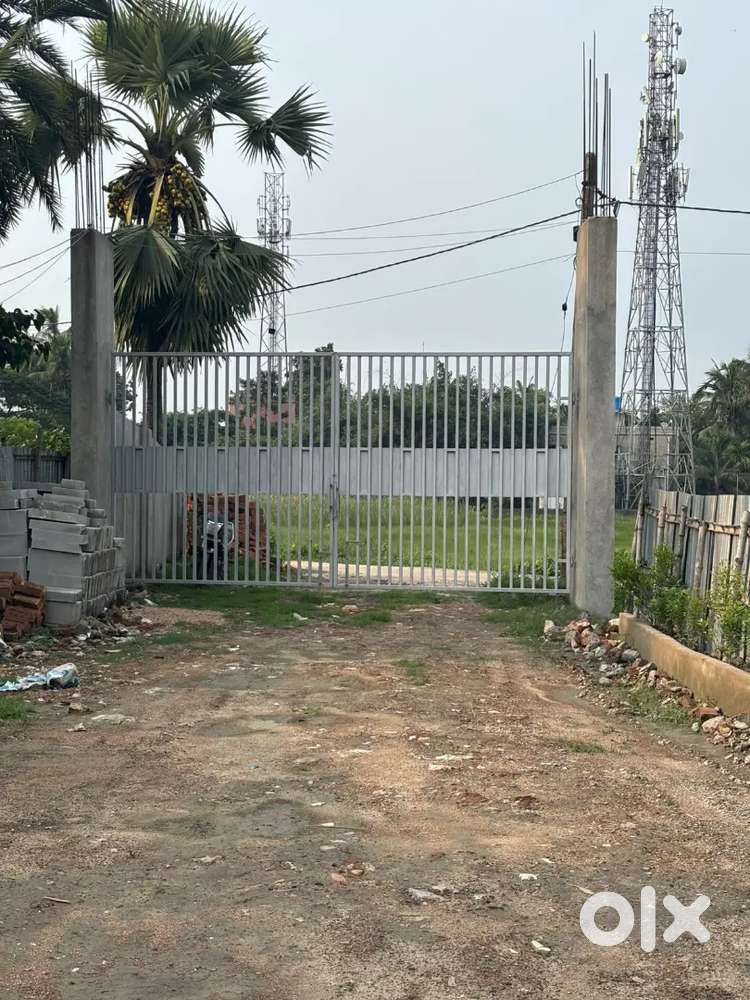 NEAR SAWAMI NARYANA TEMPEL LAND FOR SELL AT LOW PRICE