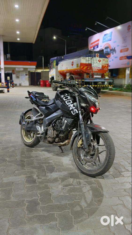 Pulser ns 200 new bike good condition