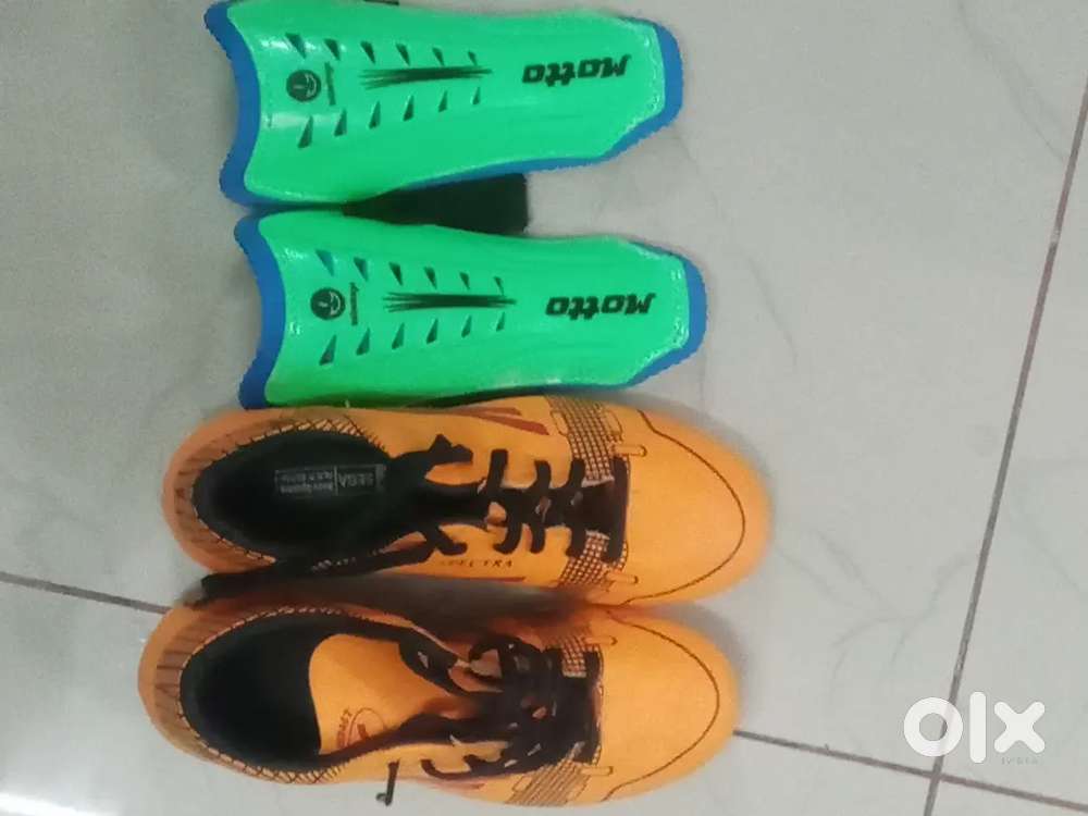 Foot ball bootes